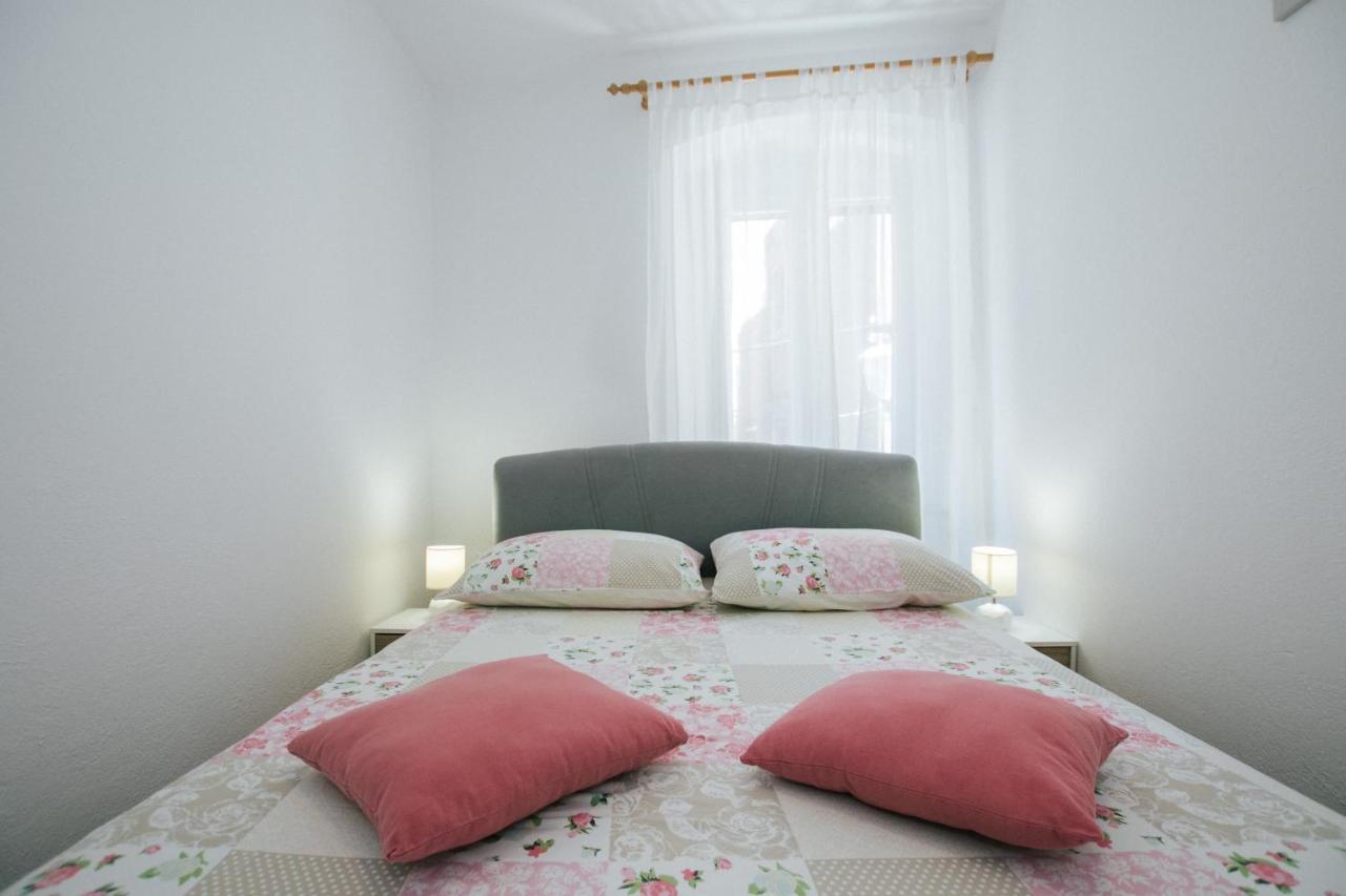 Apartments Ivana Trogir Kültér fotó