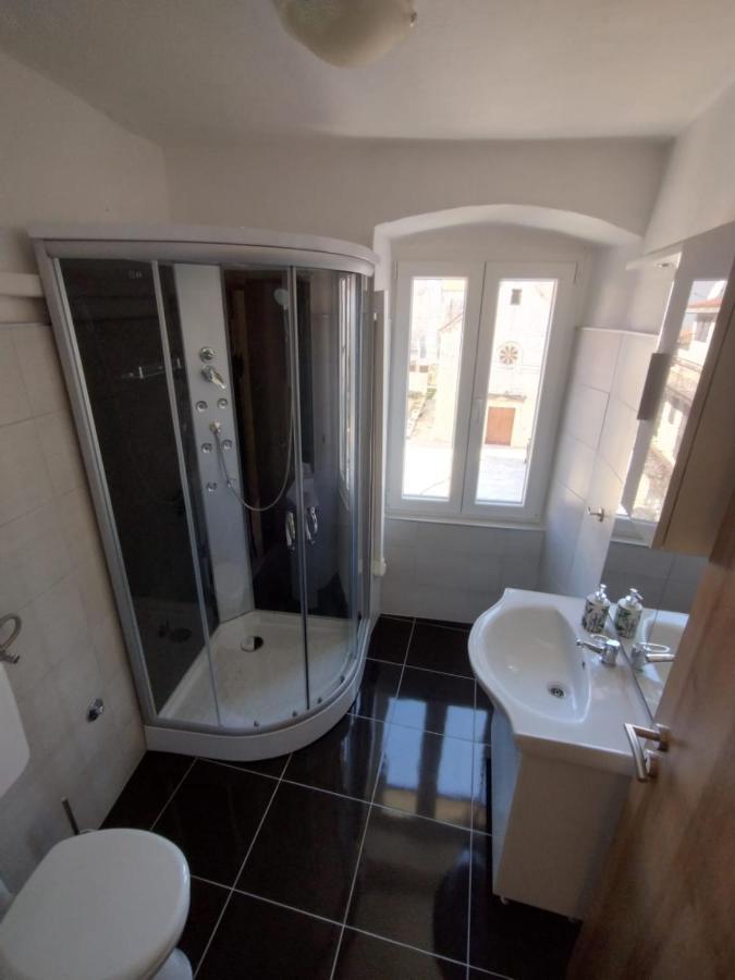 Apartments Ivana Trogir Kültér fotó